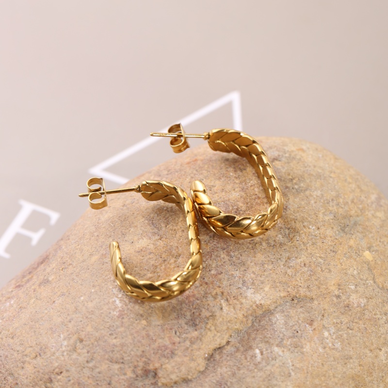 1 buah anting stud berbentuk s - Travel Accessories As Gifts ulasan dan harga